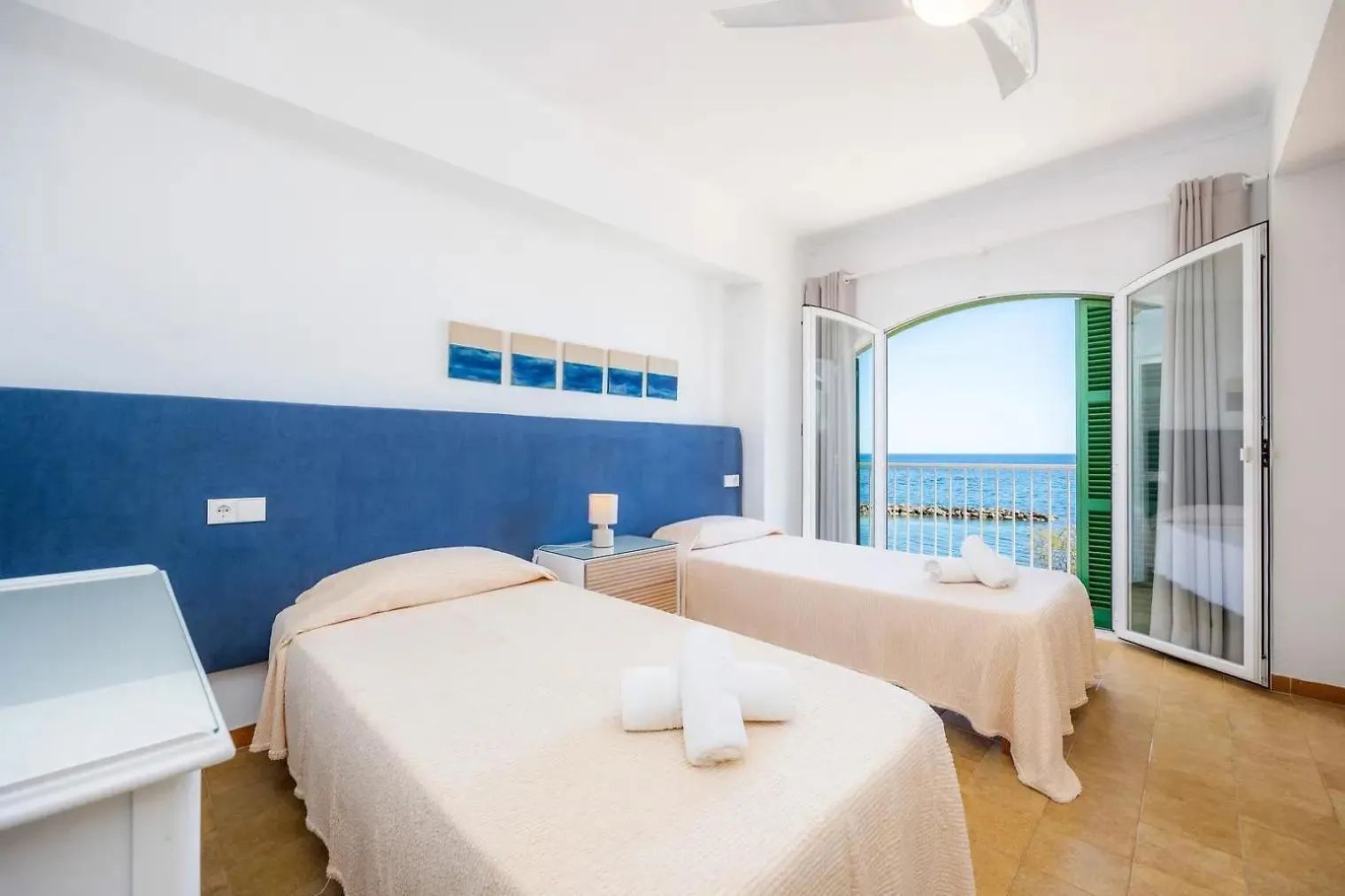 Ferienwohnung Duplex Voramar Mhm Seafront Cala Bona  Apartment Cala Bona (Mallorca)